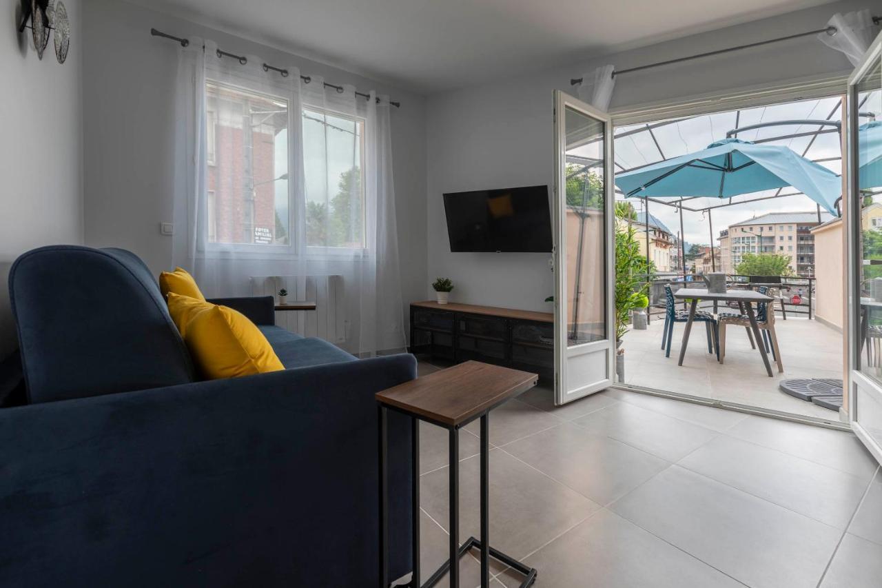 Loc Trotteur Le Graphite T2 Grand Confort Terrasse Lourdes Bagian luar foto