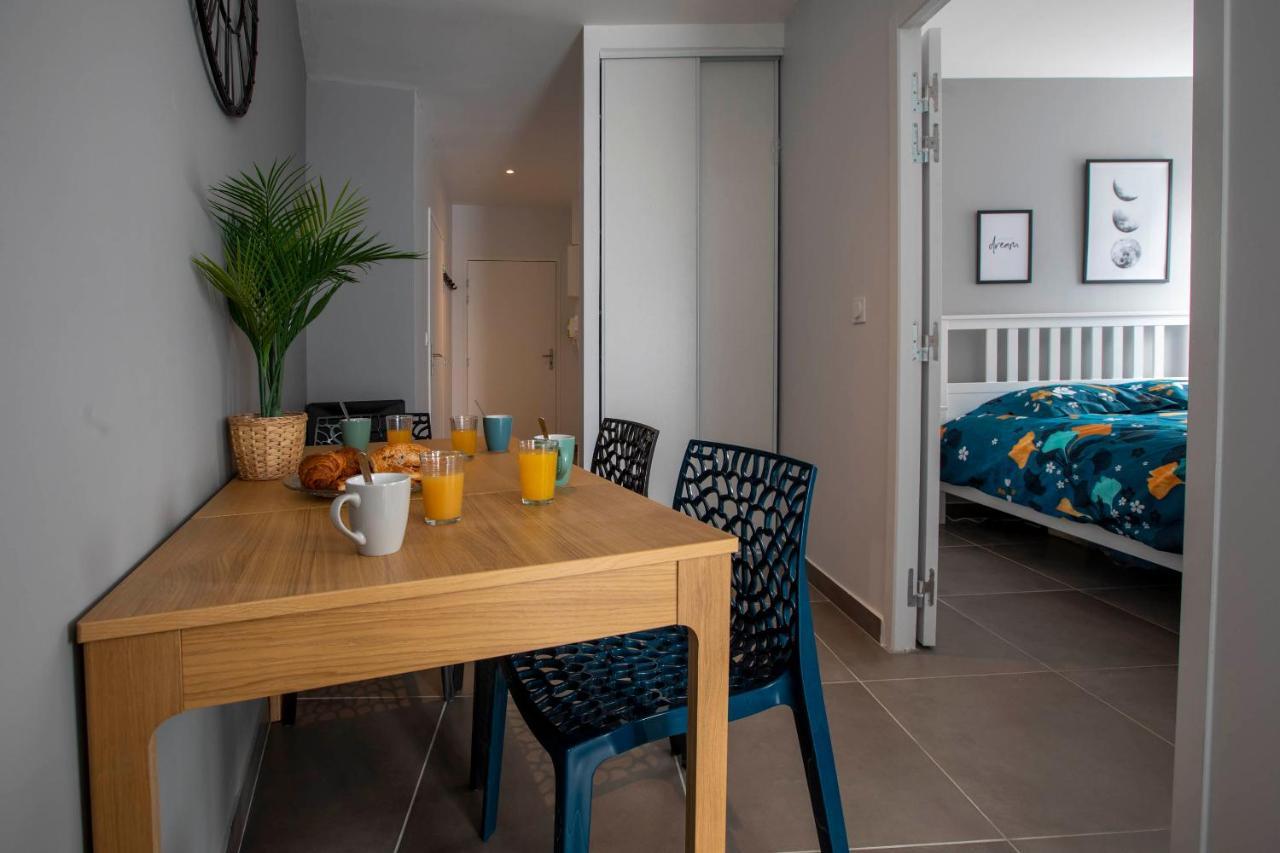Loc Trotteur Le Graphite T2 Grand Confort Terrasse Lourdes Bagian luar foto