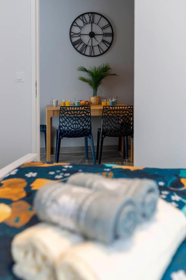 Loc Trotteur Le Graphite T2 Grand Confort Terrasse Lourdes Bagian luar foto